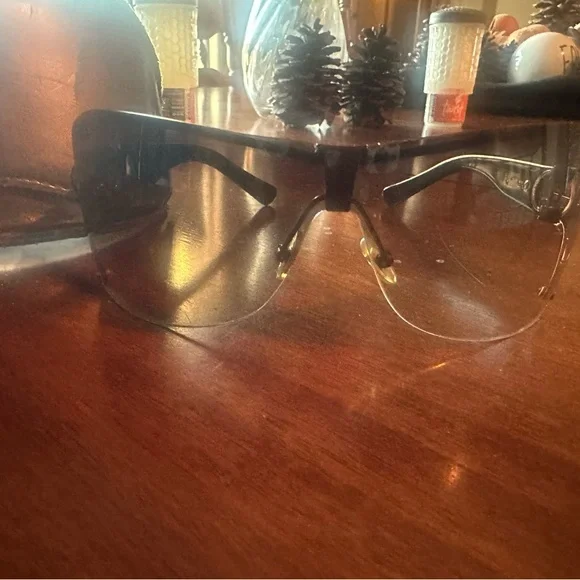 Gucci Dark Brown Sunglasses with Case - Picture 3 of 13